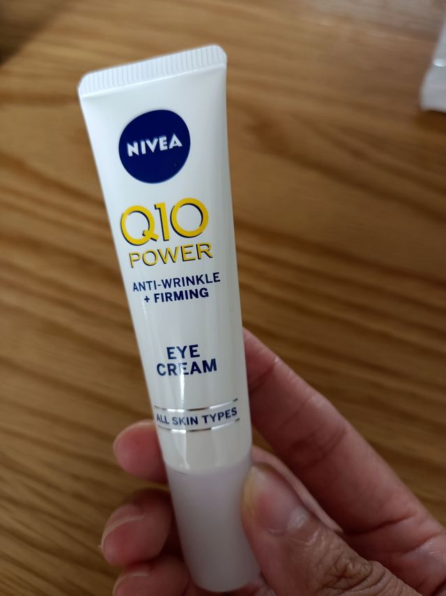 妮维雅Q10 眼霜