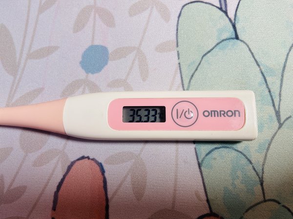 6年没换电池的欧姆龙，测温依旧精准