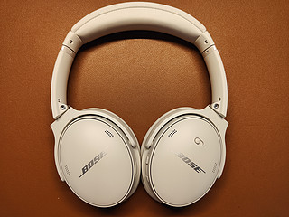 Bose qc45蓝牙降噪耳机