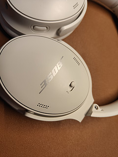 Bose qc45蓝牙降噪耳机