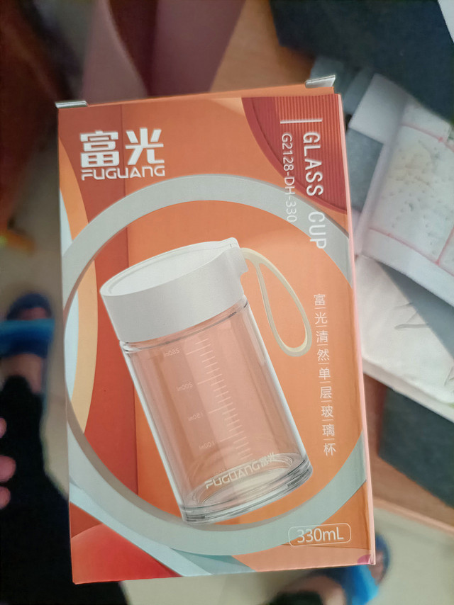 富光玻璃杯，十分小巧，还不错