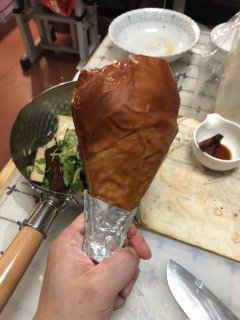这么个大鸡腿霸子吃起来爽死了，味道像火腿