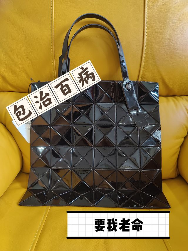 ​几片塑料就要几大千，可怜我人傻钱不多