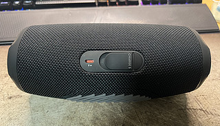 JBL 冲击波charge5