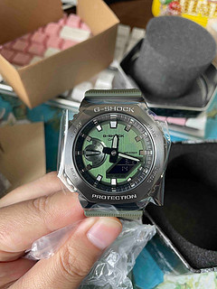 G-Shock GM-2100B 绿色