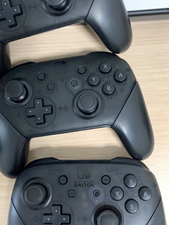 任天堂游戏手柄