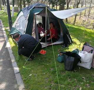 探险者帐篷户外全自动野营3-4人加厚防晒
