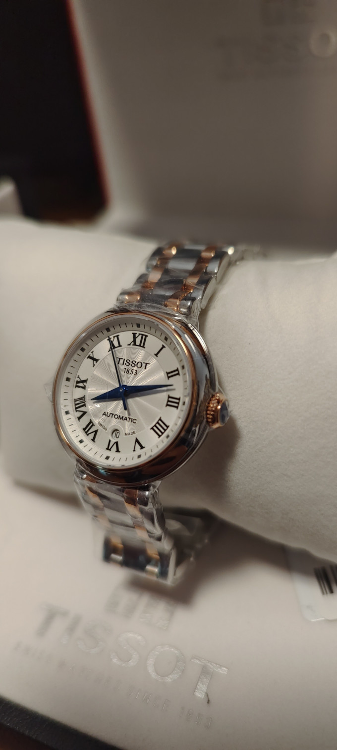 天梭女款机械表