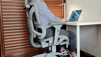 程序猿专属电脑椅？严选这个能挂外套能走腰的工学椅太yes了！
