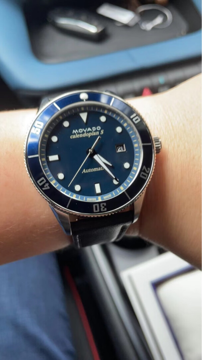 摩凡陀男款机械表