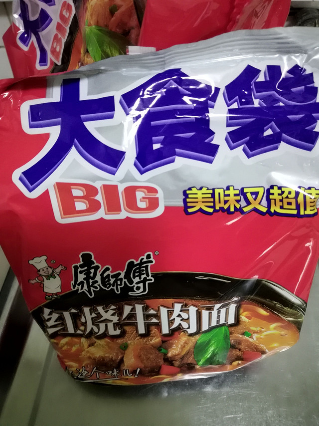 康师傅红烧牛肉面