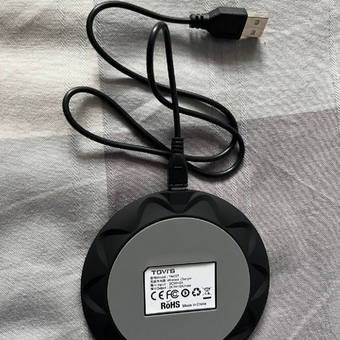 泰维斯充电器