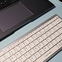 二十年品牌新作-双飞燕飞时代剪牙脚蓝牙键盘FBX51C