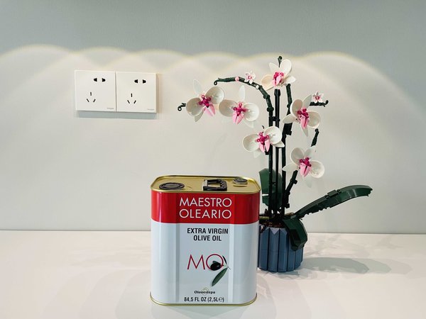 一罐在手，煎炸烹炒不用愁，液体黄金橄榄油