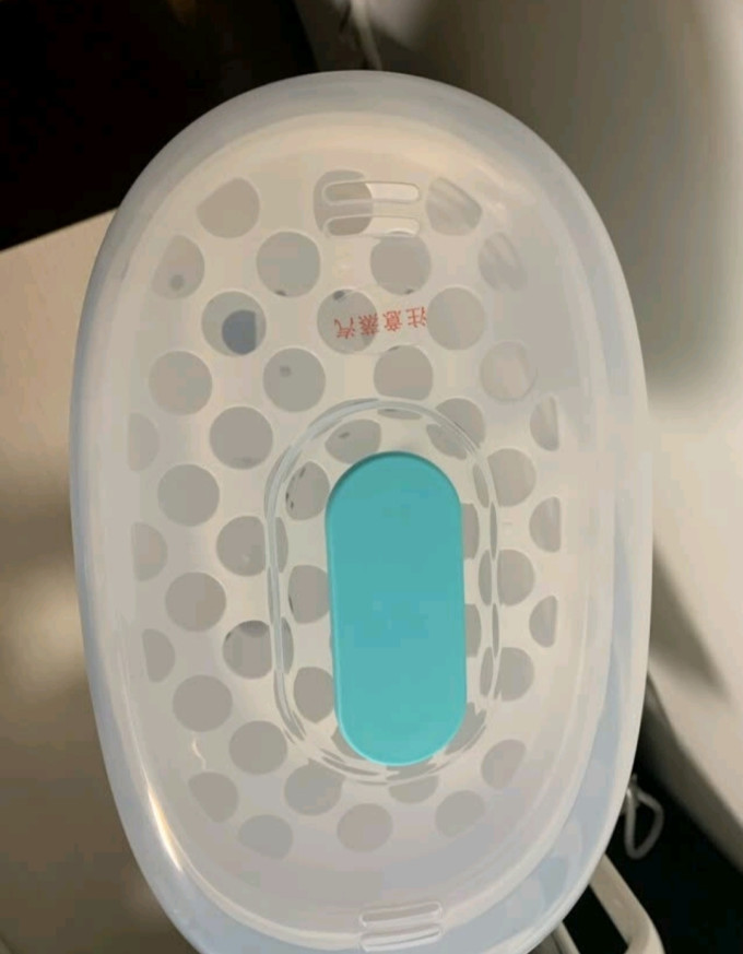 新贝奶瓶消毒器