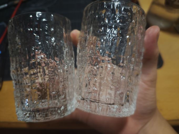 玻璃杯
