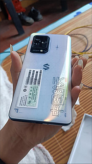 黑鲨5电竞游戏手机 中国航天版