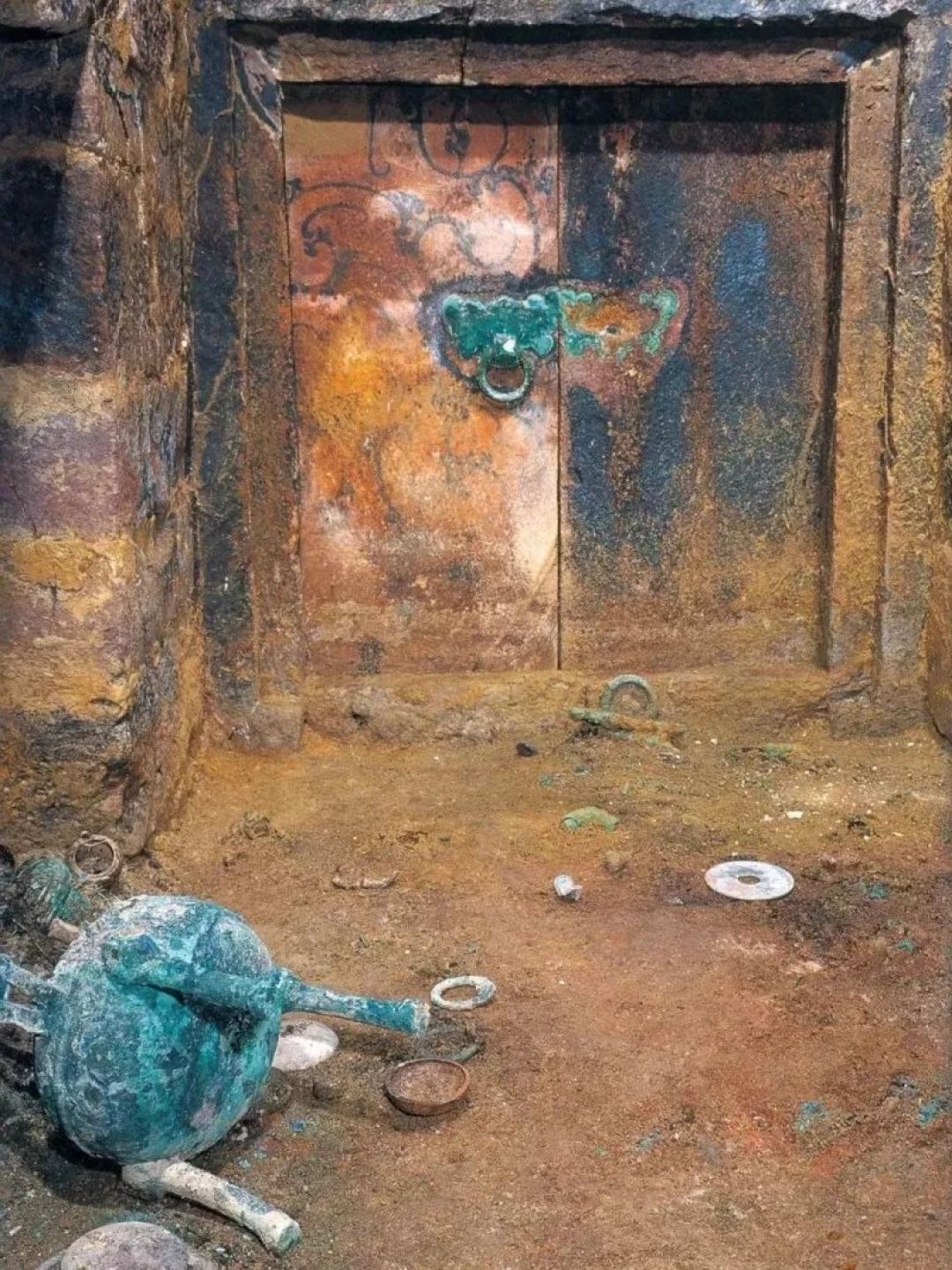 南越王赵佗墓,两千年未解之谜,其孙之墓就出土珍宝无数