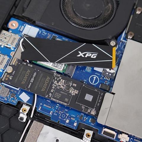 12代酷睿游戏本升级SSD怎么选？XPG翼龙 S70 Blade PCIE4.0固态硬盘评测