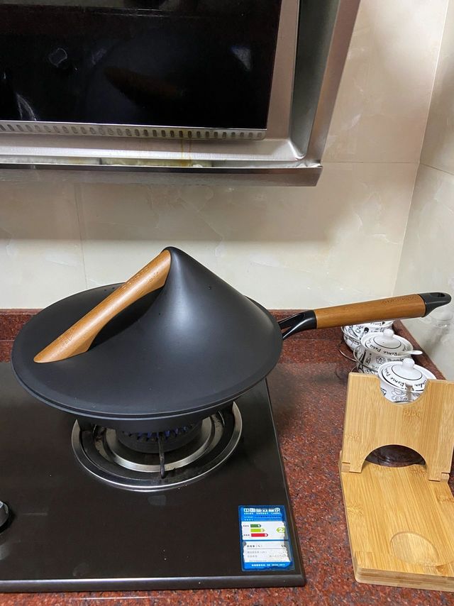 ​不粘炒锅，用起来才会满满的幸福感