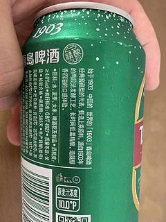 夏日的幸福来源于一杯杯的凉啤酒