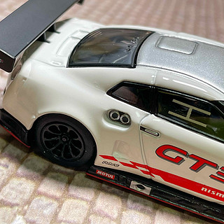 MiniGT 日产GTR GT3白色