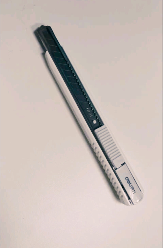 得力削笔刀