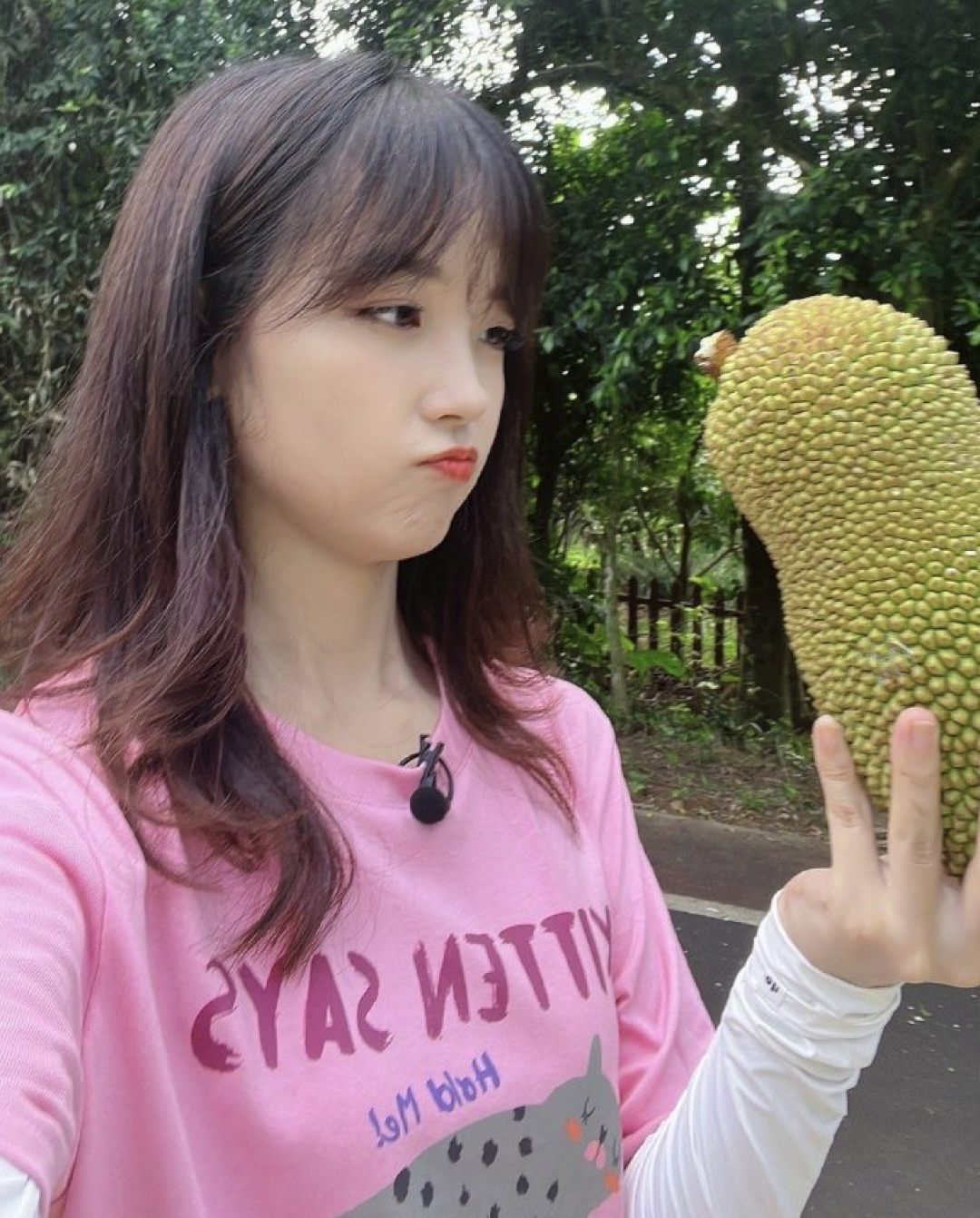 谁不想和甜妹王冰冰谈恋爱呢?这位圆脸女孩的职场穿搭心得也值得一看