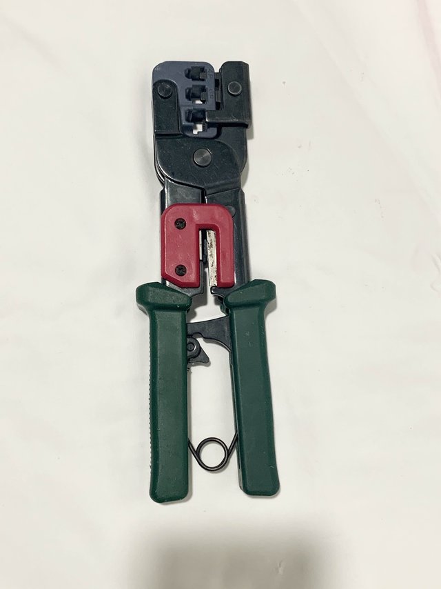 可以当锤子用的网线钳，你值得拥有