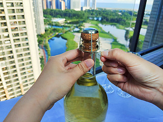 莫斯卡托起泡酒 ，夏日浪漫，果香值得记忆