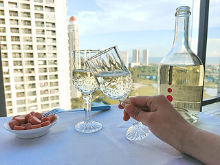 莫斯卡托起泡酒 ，夏日浪漫，果香值得记忆