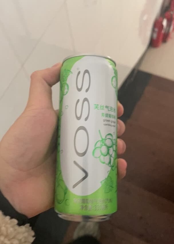 
味道挺不错的，冰镇一下更好喝。
