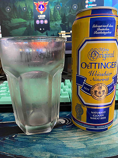 奥丁格德式小麦啤酒，在德国流浪汉就喝这个