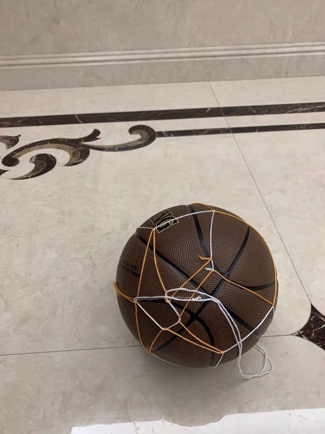 不错的篮球，可以用