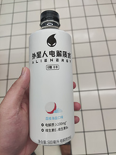 外星人电解质水 荔枝海盐味500ml