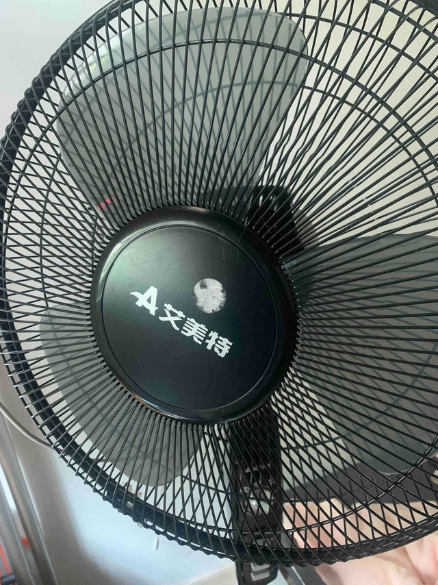 夏天除了空调，也可以吹吹风扇
