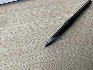 好奇怪的一支笔