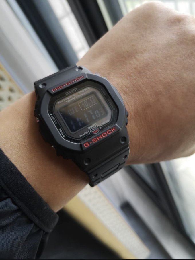 卡西欧gshock太阳能电波表