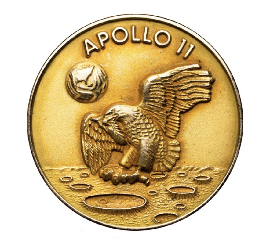 277万美元！“阿波罗11”号宇航员飞行夹克创太空飞行类纪念品拍卖纪录 