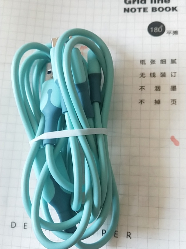 接触灵敏度：强外观材质：优充电速度：
