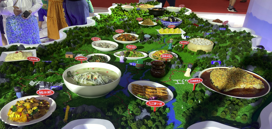 2022年消博会食品专区——盘点消博会上各省市“最有面儿”的美食代表！