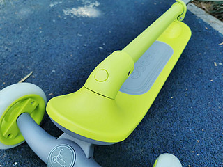 ​酷骑Q1儿童滑板车，陪伴孩子童年时光