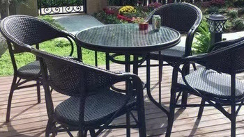 家人都喜欢的高颜值花园桌椅