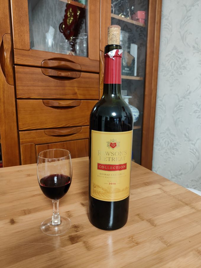 奔富红葡萄酒