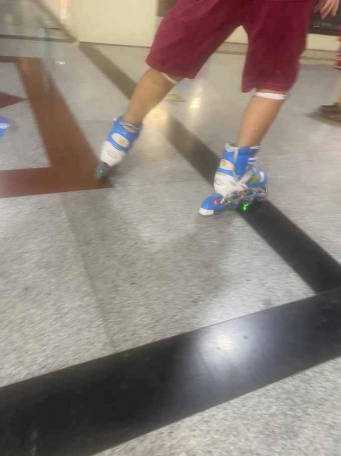 轮滑运动