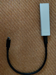 实惠的USB4数据线