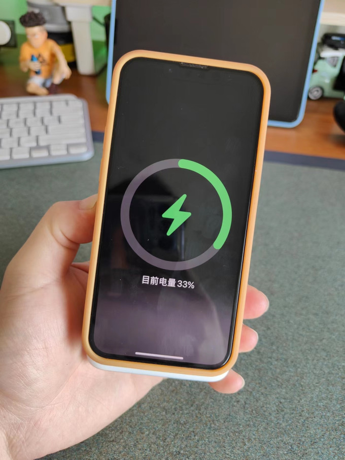移动电源