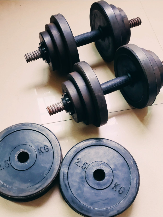 悍酷哑铃怎么样 这应该是京东小哥最绝望的一次配送吧_什么值得买