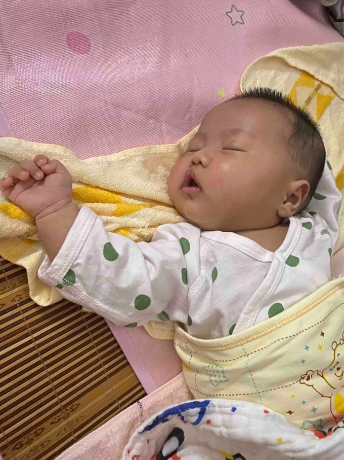 连身衣