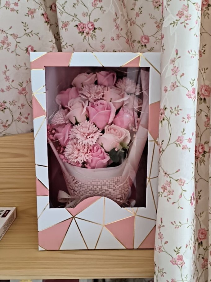爱梦妮鲜花绿植